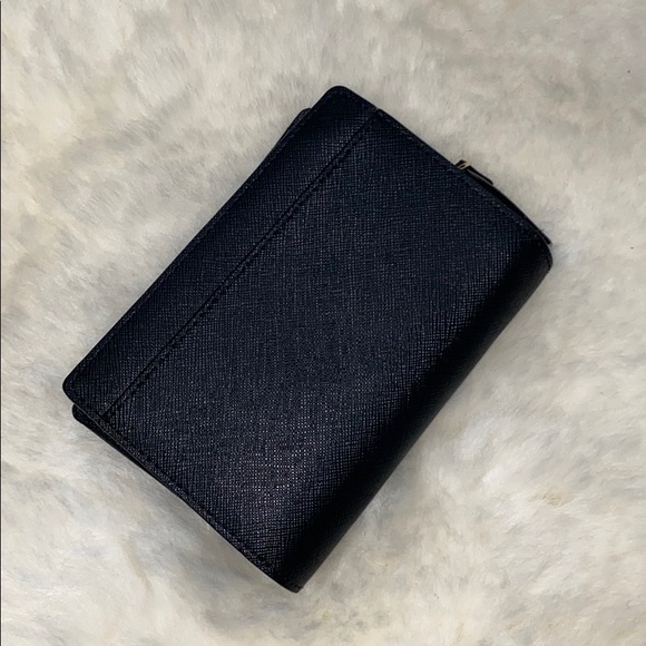 Kate spade wallet - includes coin pouch - Picture 2 of 3